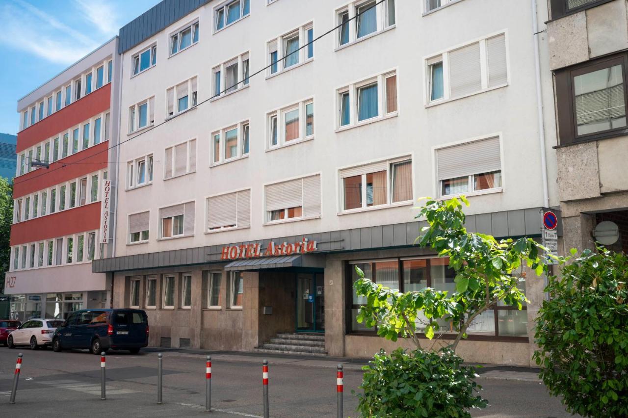 Hotel Astoria Stuttgart City Ngoại thất bức ảnh