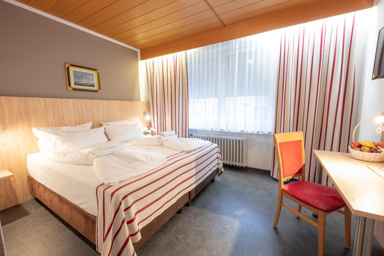 Hotel Astoria Stuttgart City Ngoại thất bức ảnh